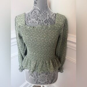 May Berries Junior Girls Green Floral Smocked Crop Blouse Top Size M